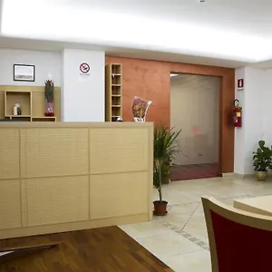 Town Hotel Aeroporto di Catania Fontana Rossa