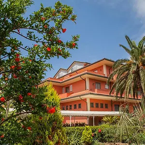 https://hotel-le-rotonde.it-tuscanyhotel.com
